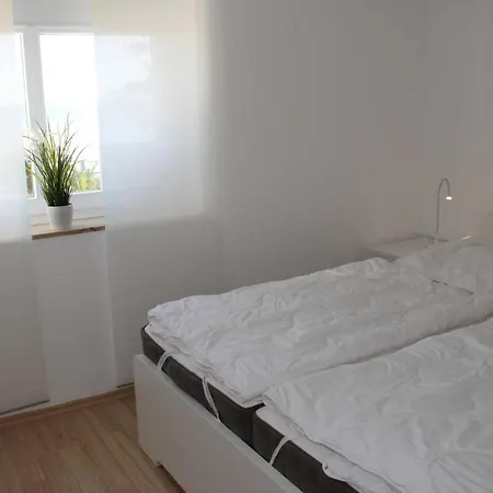 Apartment Str123f Braun