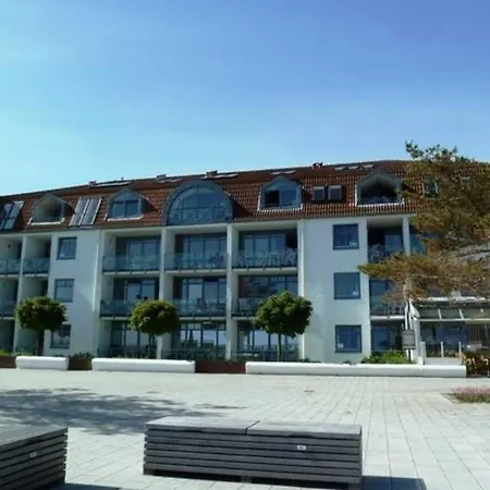 Str123f Braun Apartment